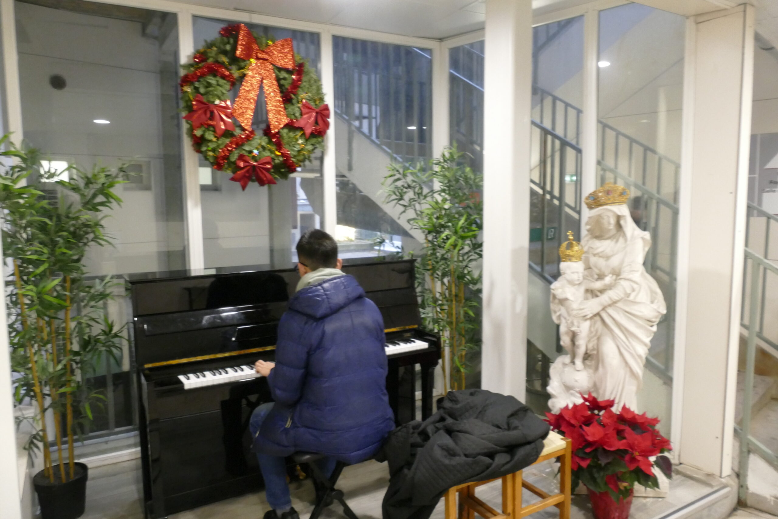 Noël s’installe au lycée